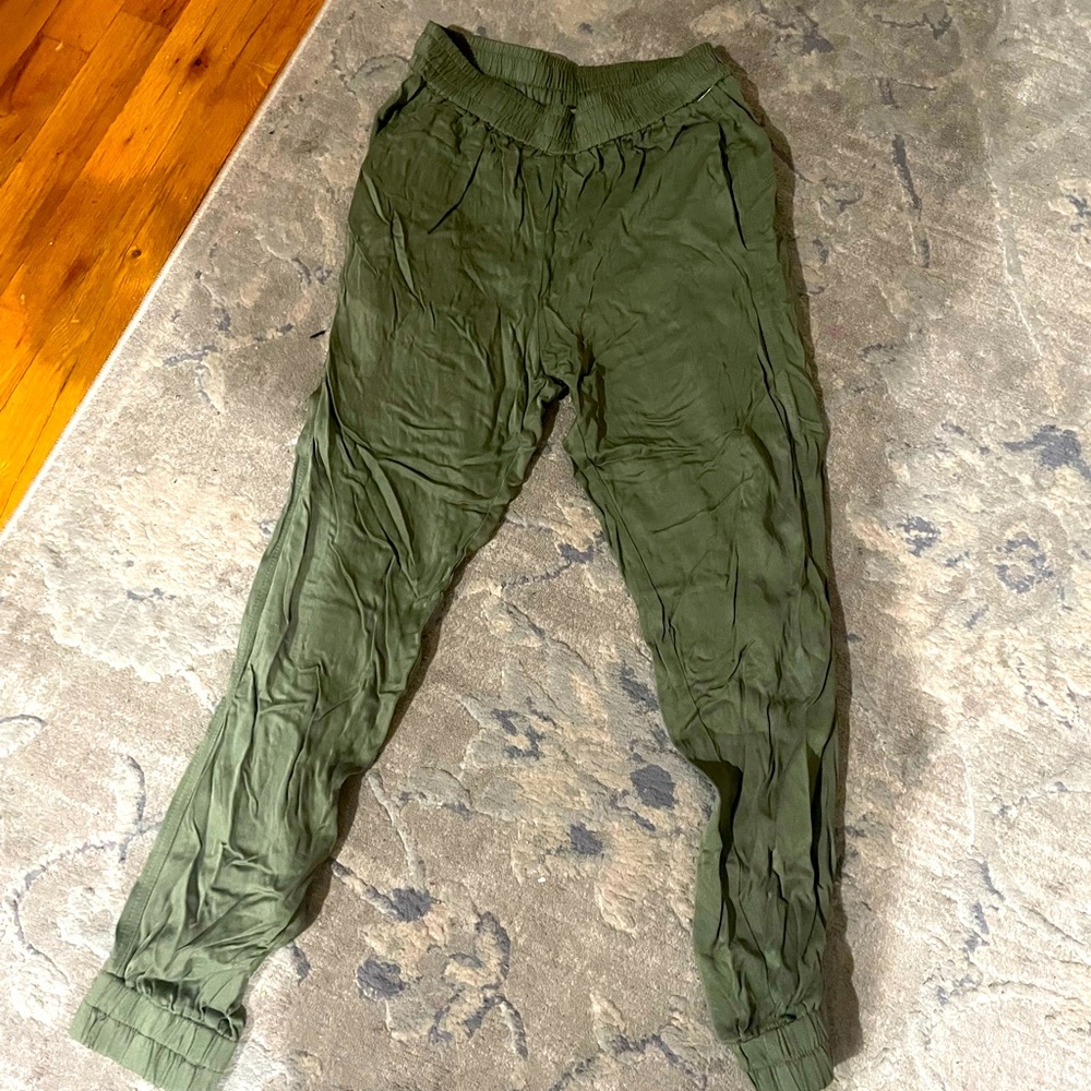 Green Sweatpants